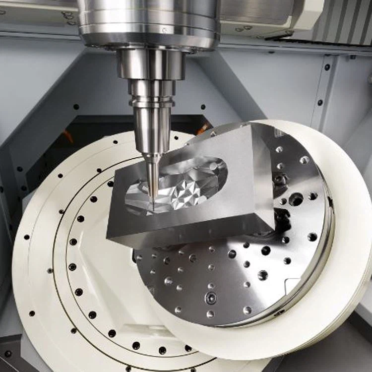 Hvordan er CNC-bearbejdningsteknologien med flere akser?
